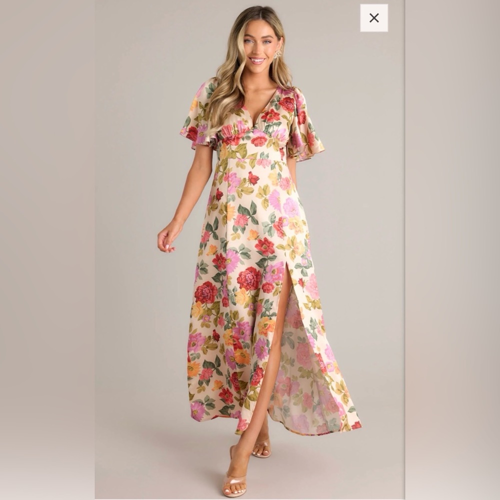 Floral V-Neck Maxi Dress